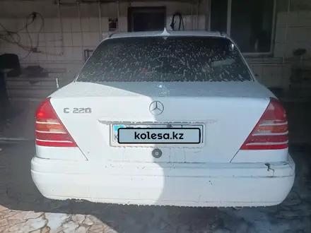 Mercedes-Benz C 220 2005 года за 2 200 000 тг. в Жанаарка – фото 15