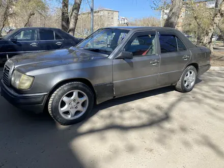 Mercedes-Benz E 200 1990 года за 1 000 000 тг. в Павлодар – фото 4