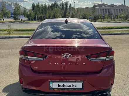 Hyundai Sonata 2019 года за 8 000 000 тг. в Уральск – фото 9