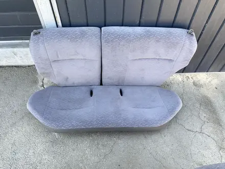 Салон на Ниссан Марч купе 1992-2002 за 70 000 тг. в Алматы – фото 3