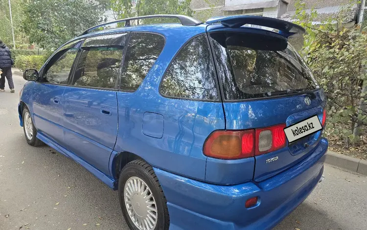Toyota Ipsum 1996 года за 1 870 000 тг. в Алматы