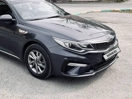 Kia K5 2018 года за 10 000 000 тг. в Шымкент