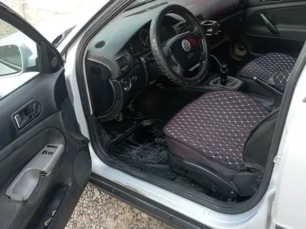 Volkswagen Passat 1997 года за 1 300 000 тг. в Тараз – фото 9
