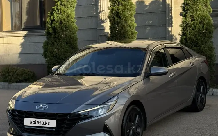 Hyundai Elantra 2023 годаүшін8 600 000 тг. в Алматы