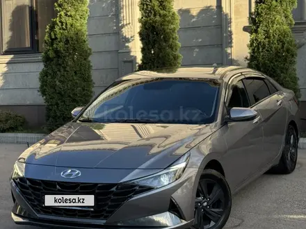 Hyundai Elantra 2023 года за 8 600 000 тг. в Алматы – фото 2