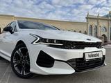 Kia K5 2021 года за 13 400 000 тг. в Атырау