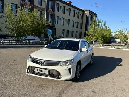 Toyota Camry 2015 года за 12 500 000 тг. в Караганда