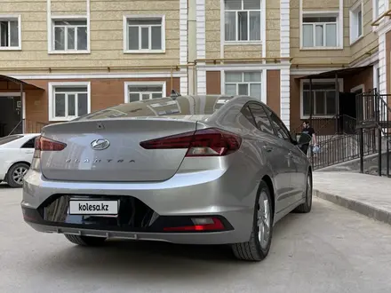 Hyundai Elantra 2020 года за 6 700 000 тг. в Актау – фото 4