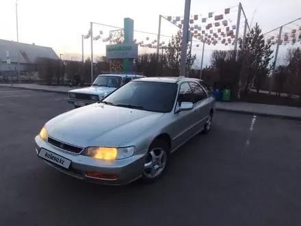 Honda Accord 1996 года за 2 100 000 тг. в Астана – фото 2