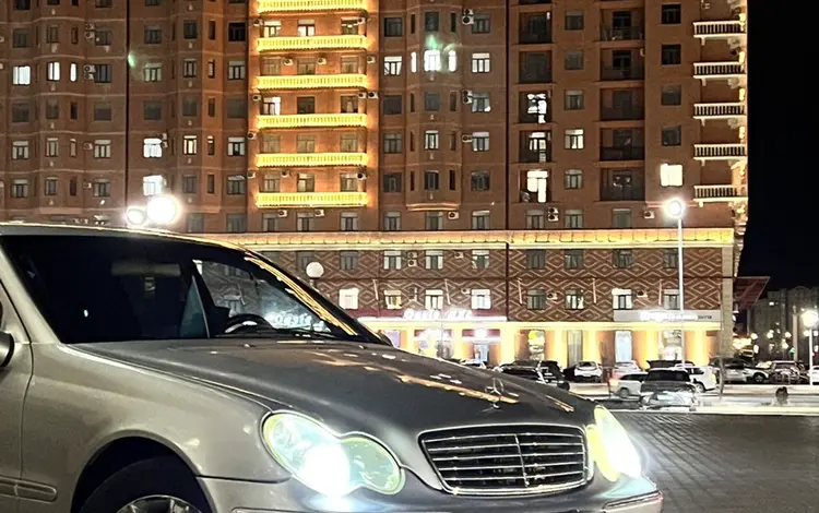 Mercedes-Benz C 200 2000 года за 2 600 000 тг. в Жанаозен