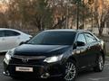 Toyota Camry 2015 годаfor9 700 000 тг. в Астана – фото 2