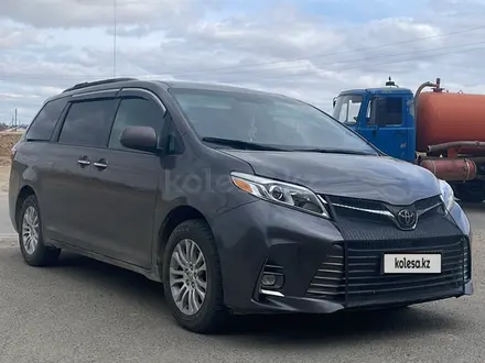 Toyota Sienna 2013 года за 12 000 000 тг. в Актау – фото 3