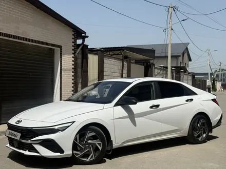 Hyundai Elantra 2023 года за 7 900 000 тг. в Алматы – фото 12