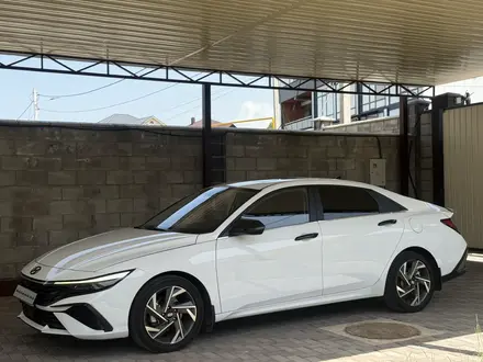 Hyundai Elantra 2023 года за 7 900 000 тг. в Алматы – фото 8