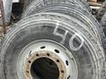 Грузовые шины с дисками 12R22.5 за 30 000 тг. в Туздыбастау – фото 3