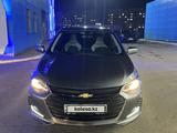 Chevrolet Onix 2023 года за 7 990 000 тг. в Астана