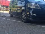 Toyota Alphard 2005 года за 9 500 000 тг. в Шымкент – фото 2