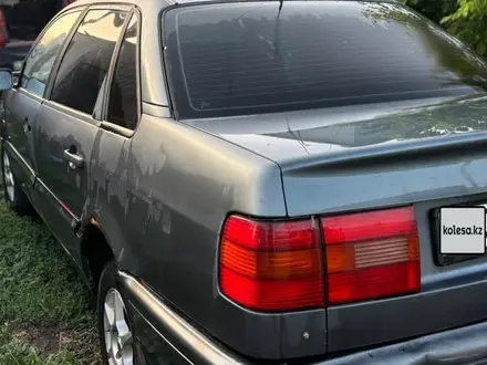 Volkswagen Passat 1995 года за 1 250 000 тг. в Талдыкорган – фото 3