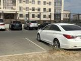 Hyundai Sonata 2013 годаүшін3 800 000 тг. в Атырау – фото 3
