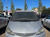 Toyota Estima 2002 года за 2 550 000 тг. в Астана