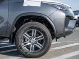Toyota Fortuner 2025 года за 21 850 000 тг. в Семей – фото 4