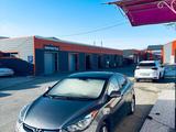 Hyundai Elantra 2013 года за 3 000 000 тг. в Атырау – фото 2
