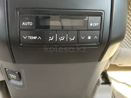 Toyota Land Cruiser Prado 2023 года за 29 400 000 тг. в Актобе – фото 11