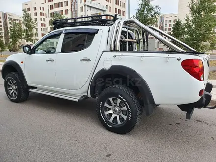 Mitsubishi L200 2007 года за 7 700 000 тг. в Нур-Султан (Астана) – фото 13