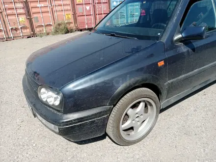 Volkswagen Golf 1993 года за 1 500 000 тг. в Алматы – фото 6