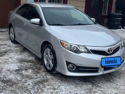 Toyota Camry 2014 года за 9 000 000 тг. в Астана – фото 2