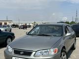 Toyota Camry 2000 года за 3 300 000 тг. в Мерке