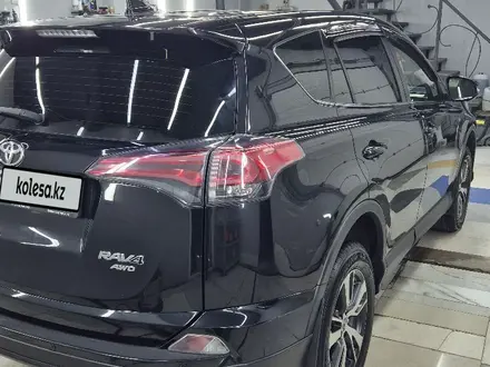 Toyota RAV4 2016 года за 11 500 000 тг. в Астана – фото 4