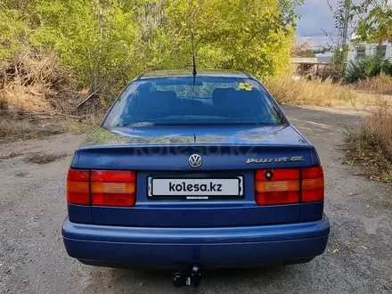 Volkswagen Passat 1995 года за 2 700 000 тг. в Кокшетау – фото 12
