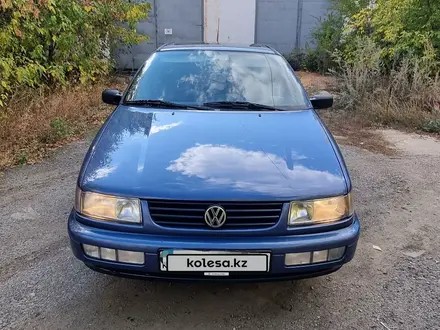 Volkswagen Passat 1995 года за 2 700 000 тг. в Кокшетау – фото 14