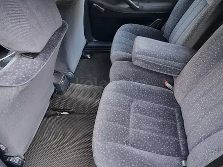 Volkswagen Passat 1995 года за 2 700 000 тг. в Кокшетау – фото 25