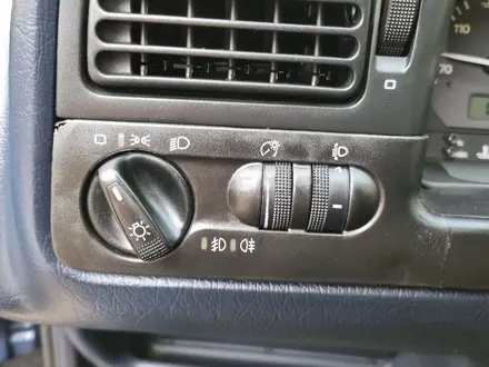 Volkswagen Passat 1995 года за 2 700 000 тг. в Кокшетау – фото 32