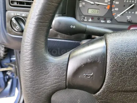 Volkswagen Passat 1995 года за 2 700 000 тг. в Кокшетау – фото 28