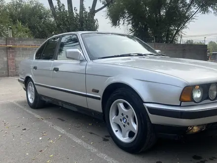 BMW 525 1991 года за 2 150 000 тг. в Алматы