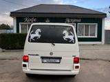 Volkswagen Caravelle 2002 года за 5 000 000 тг. в Астана – фото 2