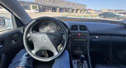Mercedes-Benz CLK 320 2001 годаfor3 900 000 тг. в Актау – фото 5