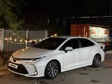 Toyota Corolla 2022 года за 10 300 000 тг. в Алматы