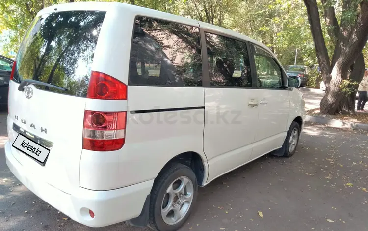 Toyota Noah 2005 года за 5 500 000 тг. в Алматы