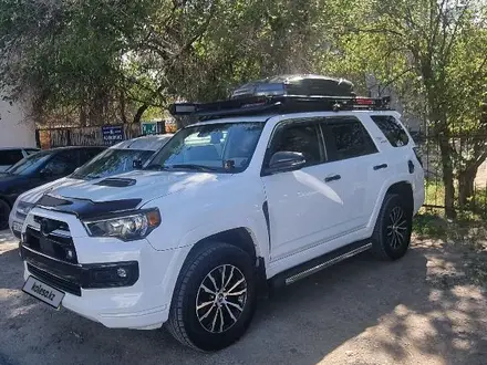 Toyota 4Runner 2021 года за 29 800 000 тг. в Атырау