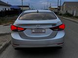Hyundai Elantra 2015 годаfor4 200 000 тг. в Атырау – фото 3