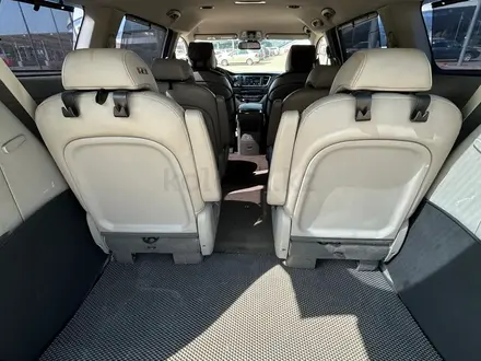 Kia Carnival 2019 года за 12 000 000 тг. в Алматы – фото 9