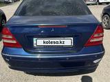 Mercedes-Benz C 180 2002 годаүшін3 000 000 тг. в Усть-Каменогорск – фото 5