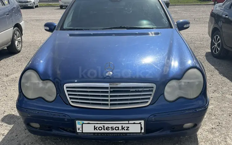 Mercedes-Benz C 180 2002 года за 3 000 000 тг. в Усть-Каменогорск