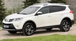 Toyota RAV4 2015 года за 9 400 000 тг. в Алматы – фото 3