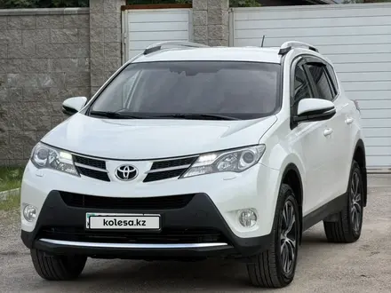 Toyota RAV4 2015 года за 9 400 000 тг. в Алматы