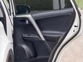 Toyota RAV4 2015 годаүшін9 400 000 тг. в Алматы – фото 17